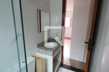 Casa de condomínio à venda com 120m², 3 quartos e 2 vagasBanheiro da Suíte