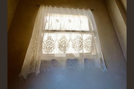 Apartamento à venda com 280m², 3 quartos e 1 vaga Apartamento à venda com 280m², 3 quartos e 1 vagaQuarto serviço