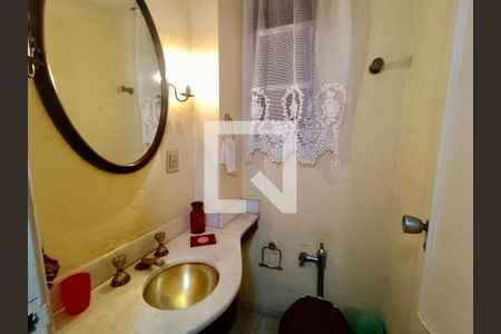 Apartamento à venda com 280m², 3 quartos e 1 vaga Apartamento à venda com 280m², 3 quartos e 1 vagaLavabo