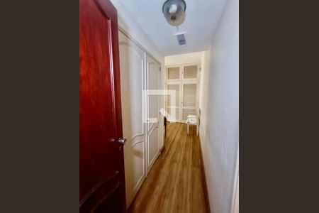 Apartamento à venda com 280m², 3 quartos e 1 vaga Apartamento à venda com 280m², 3 quartos e 1 vagaSuíte