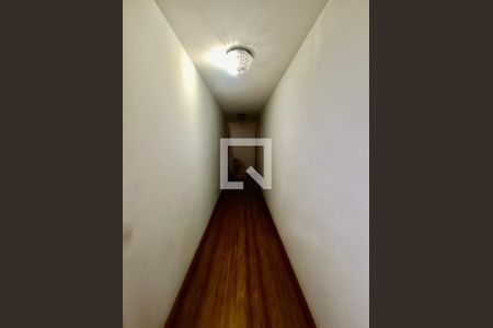 Apartamento à venda com 280m², 3 quartos e 1 vaga Apartamento à venda com 280m², 3 quartos e 1 vagaCorredor