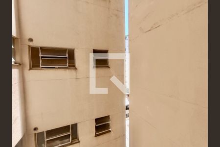 Apartamento à venda com 280m², 3 quartos e 1 vaga Apartamento à venda com 280m², 3 quartos e 1 vagaÁrea serviço vista