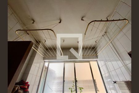 Apartamento à venda com 280m², 3 quartos e 1 vaga Apartamento à venda com 280m², 3 quartos e 1 vagaÁrea serviço