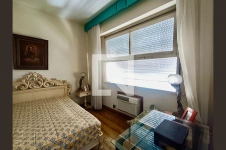 Apartamento à venda com 280m², 3 quartos e 1 vaga Apartamento à venda com 280m², 3 quartos e 1 vagaSuíte