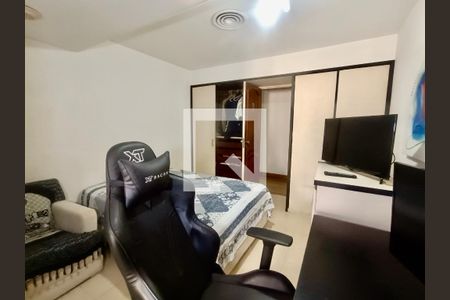 Apartamento à venda com 280m², 3 quartos e 1 vaga Apartamento à venda com 280m², 3 quartos e 1 vagaQuarto 1