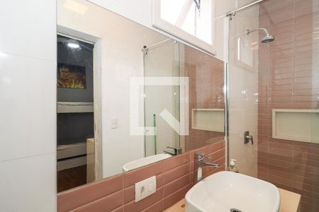 Casa à venda com 285m², 3 quartos e 2 vagas Casa à venda com 285m², 3 quartos e 2 vagasBanheiro da Suíte 2