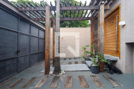 Casa à venda com 285m², 3 quartos e 2 vagas Casa à venda com 285m², 3 quartos e 2 vagasGaragem