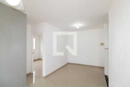 Sala de apartamento para alugar com 2 quartos, 44m² em Campo Grande, Rio de Janeiro