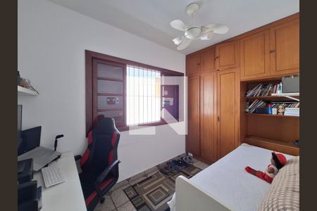 Casa à venda com 192m², 3 quartos e 3 vagas Casa à venda com 192m², 3 quartos e 3 vagasQuarto 2