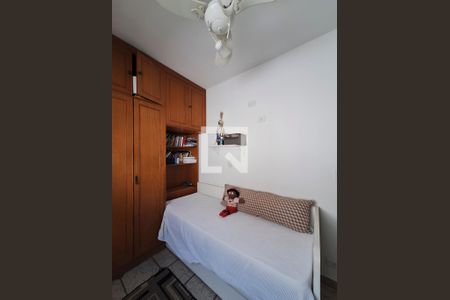 Casa à venda com 192m², 3 quartos e 3 vagas Casa à venda com 192m², 3 quartos e 3 vagasQuarto 2