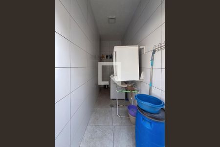 Casa à venda com 192m², 3 quartos e 3 vagas Casa à venda com 192m², 3 quartos e 3 vagasÁrea de Serviço