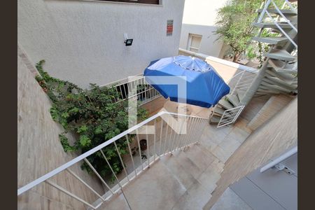 Casa à venda com 192m², 3 quartos e 3 vagas Casa à venda com 192m², 3 quartos e 3 vagasQuintal