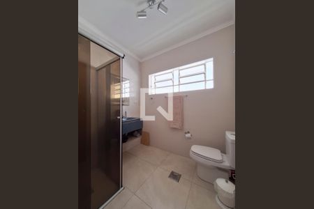 Casa à venda com 192m², 3 quartos e 3 vagas Casa à venda com 192m², 3 quartos e 3 vagasBanheiro