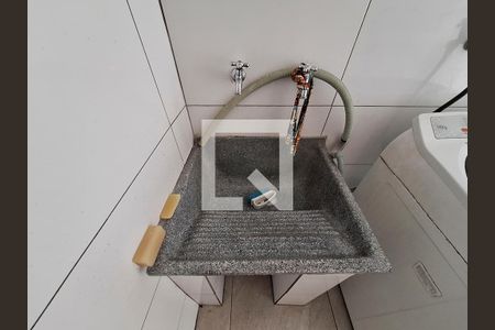 Casa à venda com 192m², 3 quartos e 3 vagas Casa à venda com 192m², 3 quartos e 3 vagasÁrea de Serviço