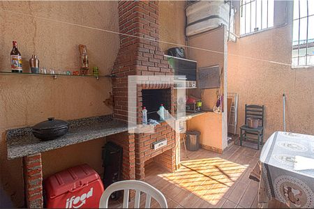 Casa à venda com 100m², 2 quartos e 2 vagas Casa à venda com 100m², 2 quartos e 2 vagasespaço da churrasqueira_3