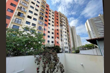 Casa à venda com 400m², 4 quartos e 4 vagas Casa à venda com 400m², 4 quartos e 4 vagasFachada