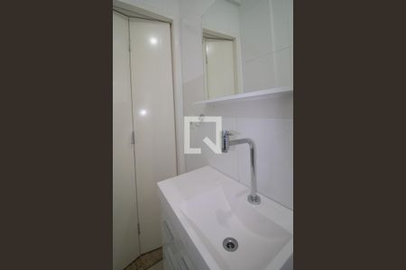 Casa à venda com 340m², 5 quartos e 6 vagasBanheiro da Suíte