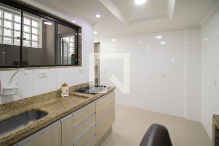Casa à venda com 340m², 5 quartos e 6 vagasCozinha