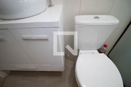 Casa à venda com 340m², 5 quartos e 6 vagasBanheiro 1