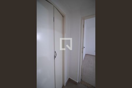 Casa à venda com 340m², 5 quartos e 6 vagasCorredor