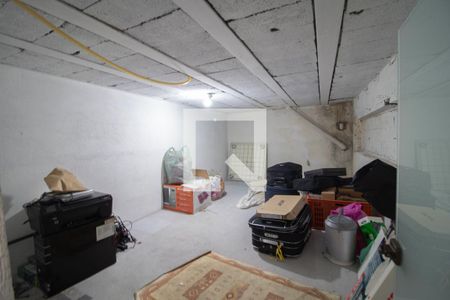 Casa à venda com 340m², 5 quartos e 6 vagasQuarto de Serviço