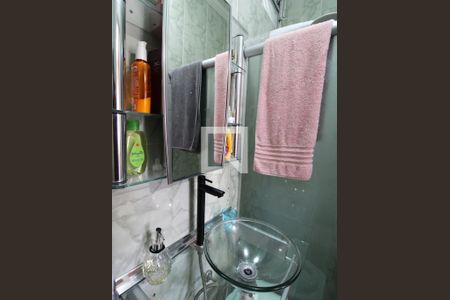 Casa de condomínio à venda com 78m², 2 quartos e 1 vagaBanheiro da Suíte 2