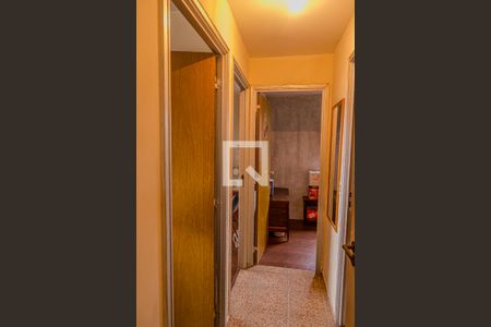 Apartamento à venda com 80m², 3 quartos e 1 vaga Apartamento à venda com 80m², 3 quartos e 1 vagaCorredor