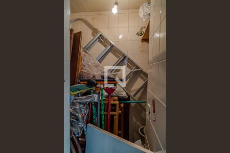 Apartamento à venda com 80m², 3 quartos e 1 vaga Apartamento à venda com 80m², 3 quartos e 1 vagaÁrea de Serviço - banheiro