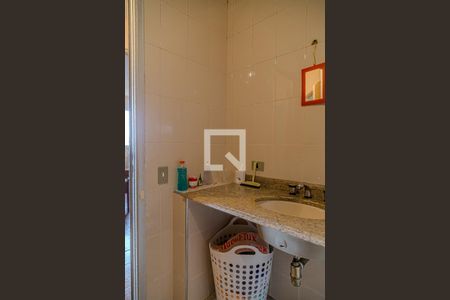 Apartamento à venda com 80m², 3 quartos e 1 vaga Apartamento à venda com 80m², 3 quartos e 1 vagaBanheiro