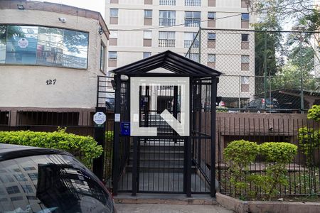 Apartamento à venda com 80m², 3 quartos e 1 vaga Apartamento à venda com 80m², 3 quartos e 1 vagaFachada