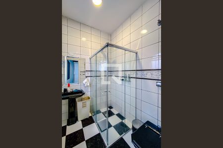 Casa à venda com 240m², 3 quartos e 4 vagasBanheiro da Suíte