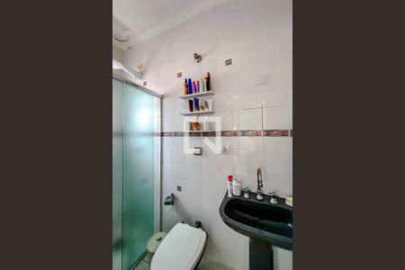 Casa à venda com 240m², 3 quartos e 4 vagasBanheiro da Suíte