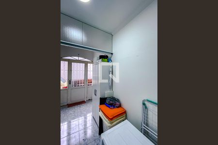 Casa à venda com 240m², 3 quartos e 4 vagasÁrea de Serviço