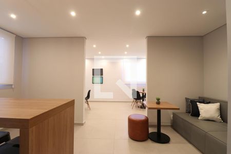 Apartamento à venda com 42m², 2 quartos e sem vagaÁrea comum - Salão de festas