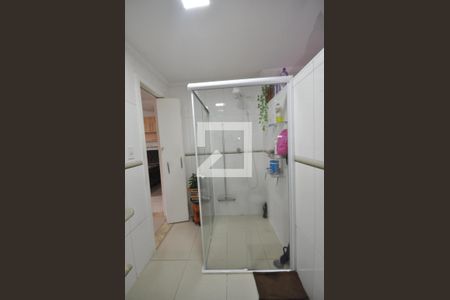 Apartamento à venda com 79m², 2 quartos e 2 vagasBanheiro