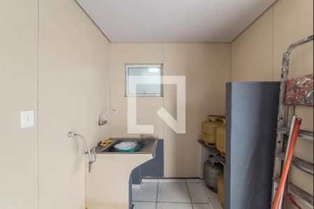 Casa à venda com 250m², 4 quartos e 3 vagas Casa à venda com 250m², 4 quartos e 3 vagasLavanderia