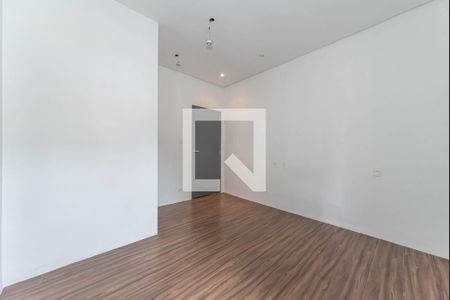 Casa à venda com 250m², 4 quartos e 3 vagas Casa à venda com 250m², 4 quartos e 3 vagasSuíte