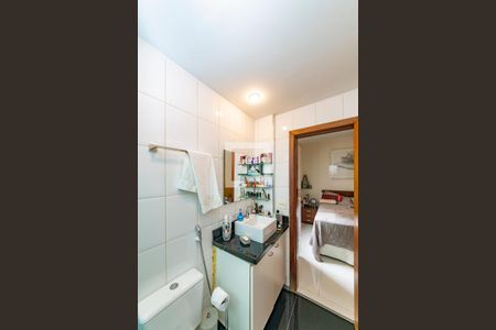 Apartamento à venda com 126m², 3 quartos e 2 vagasBanheiro da Suíte