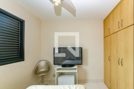 Apartamento à venda com 126m², 3 quartos e 2 vagasQuarto 2