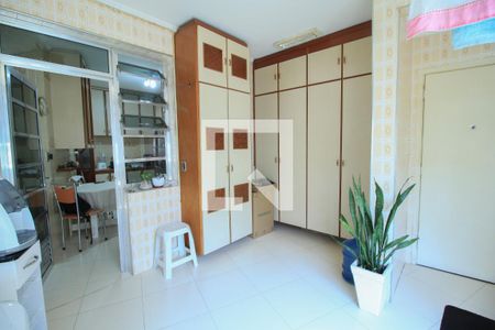 Apartamento à venda com 125m², 3 quartos e 1 vaga Apartamento à venda com 125m², 3 quartos e 1 vagaÁrea de Serviço