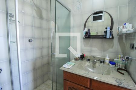 Apartamento à venda com 125m², 3 quartos e 1 vaga Apartamento à venda com 125m², 3 quartos e 1 vagaQuarto 1 - Banheiro