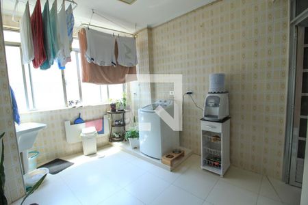 Apartamento à venda com 125m², 3 quartos e 1 vaga Apartamento à venda com 125m², 3 quartos e 1 vagaÁrea de Serviço