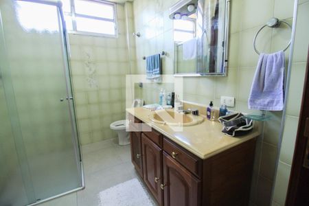 Apartamento à venda com 125m², 3 quartos e 1 vaga Apartamento à venda com 125m², 3 quartos e 1 vagaBanheiro