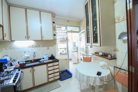 Apartamento à venda com 125m², 3 quartos e 1 vaga Apartamento à venda com 125m², 3 quartos e 1 vagaCozinha