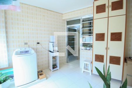 Apartamento à venda com 125m², 3 quartos e 1 vaga Apartamento à venda com 125m², 3 quartos e 1 vagaÁrea de Serviço