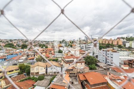 Vista da Varanda da Sala de apartamento para alugar com 3 quartos, 95m² em Palmares, Belo Horizonte