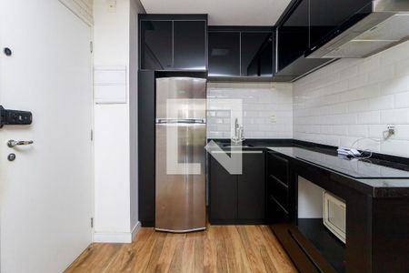 Cozinha de apartamento para alugar com 1 quarto, 37m² em Campo Belo, São Paulo