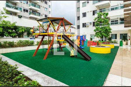 Apartamento à venda com 65m², 3 quartos e 1 vaga Apartamento à venda com 65m², 3 quartos e 1 vagaÁrea Comum - Playground