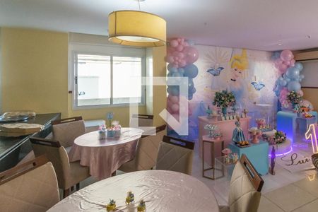 Apartamento à venda com 65m², 3 quartos e 1 vaga Apartamento à venda com 65m², 3 quartos e 1 vagaÁrea comum - Salão de festas