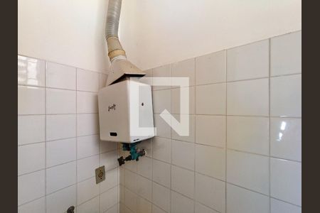 Casa à venda com 240m², 4 quartos e 4 vagasBanheiro 